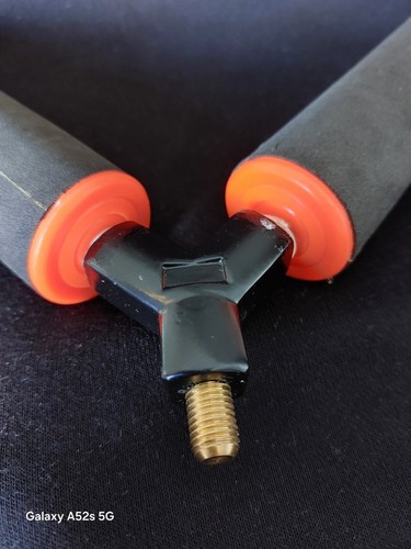 Fishing pole roller to - 6",